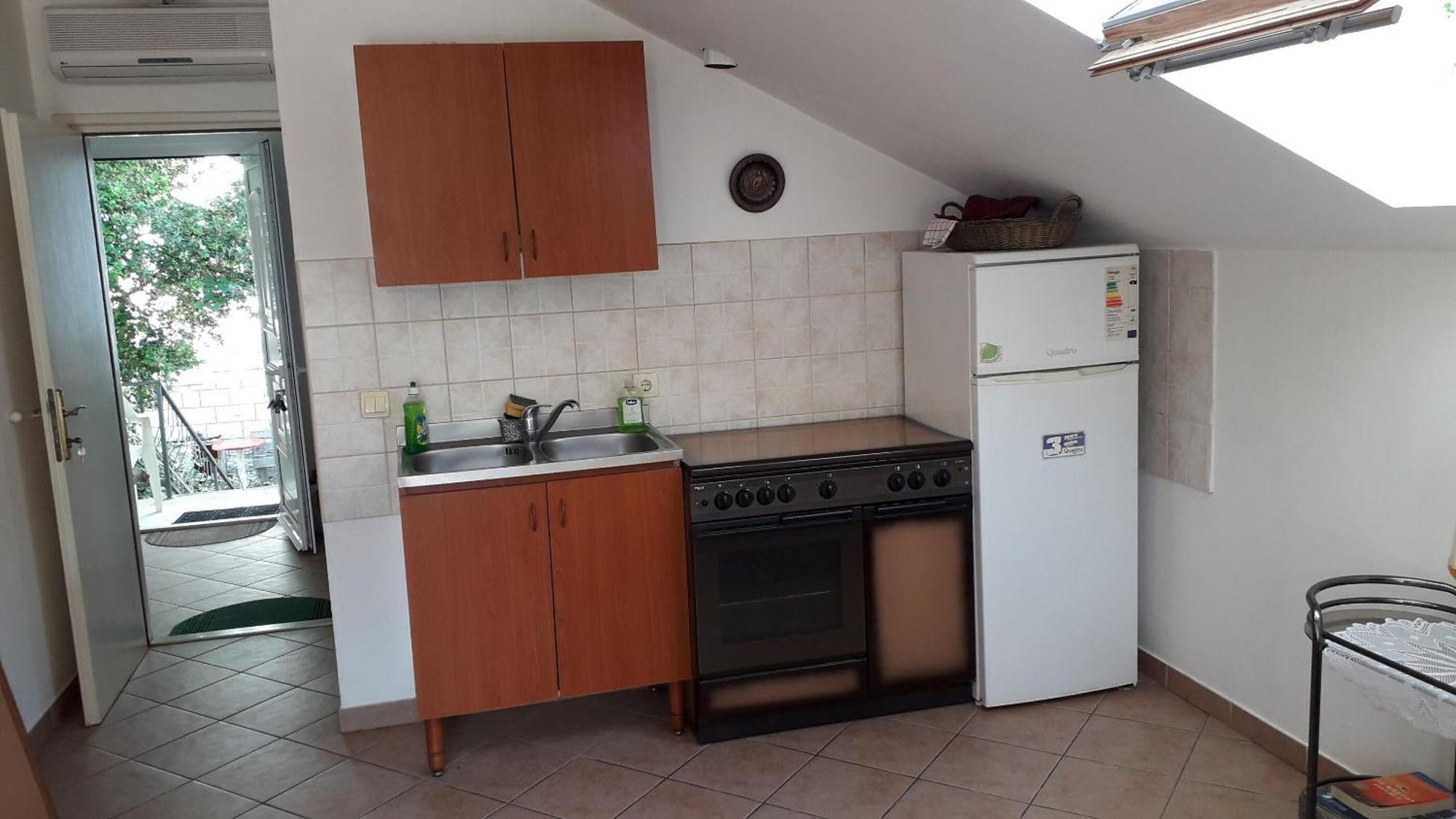 Apartment Marija - 50m From