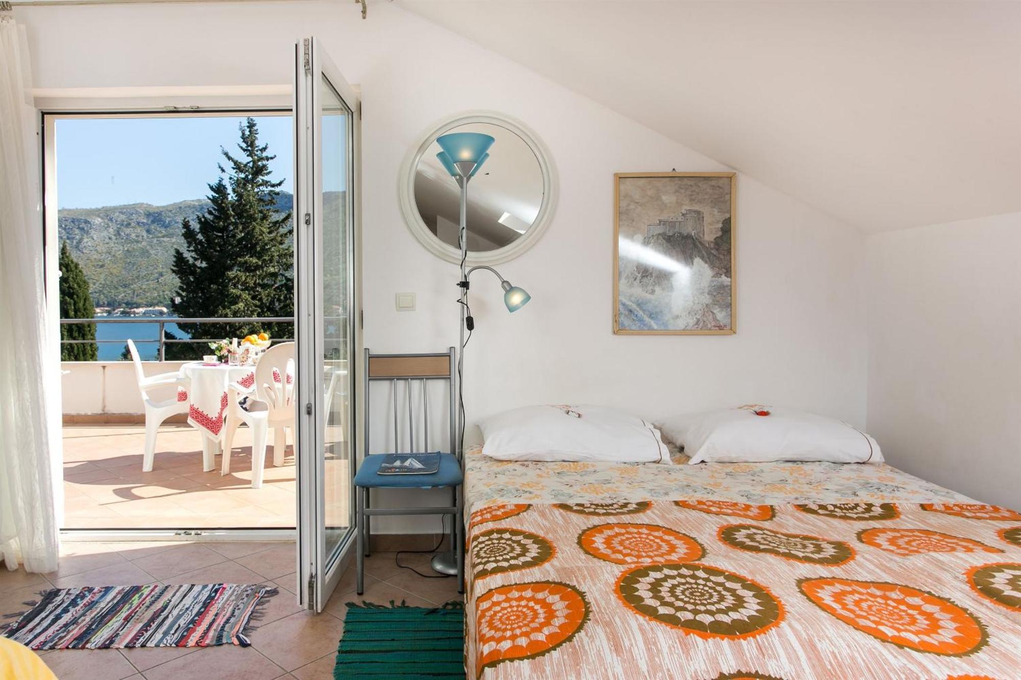Apartment Marija - 50m From