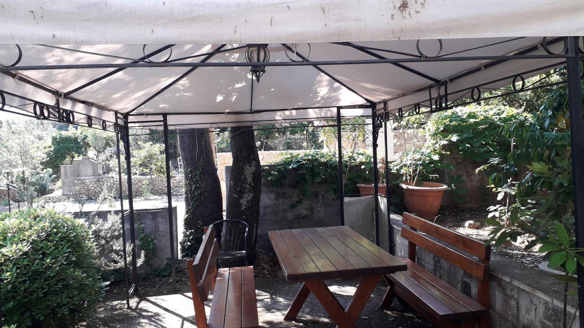 Apartment Marija - 50m From *